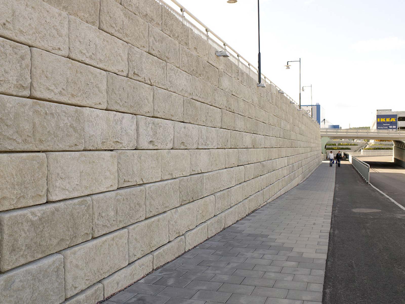 walls widening roads 01
